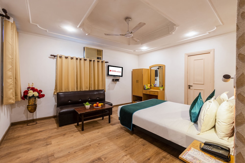 Hotel Palazzo Inn Mansarovar Garden