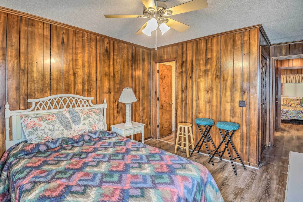 ~ 9 Mi to Boardwalk: Oceanfront Myrtle Beach Condo view 3
