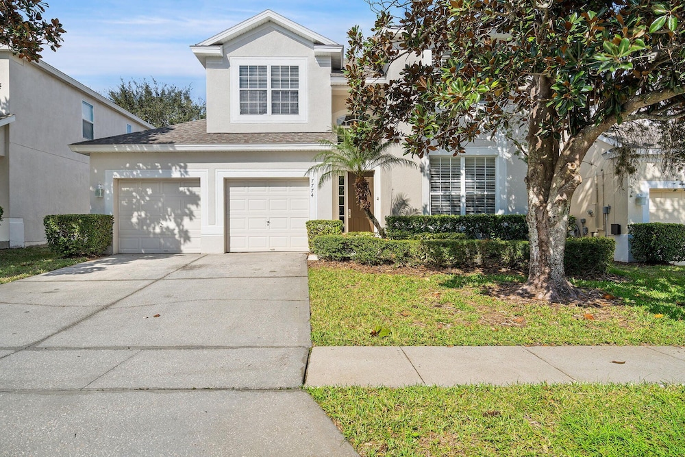 7774 Basnett Circle