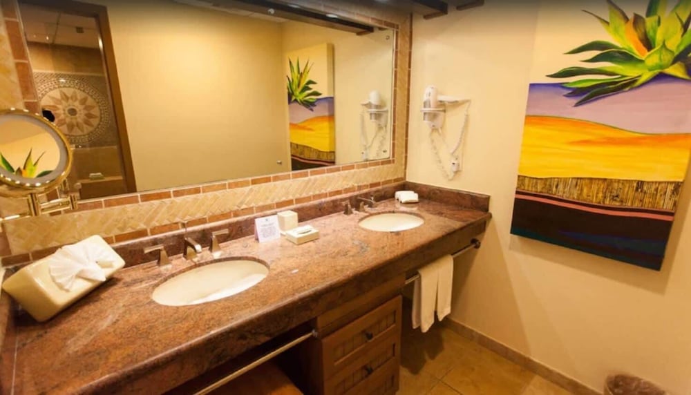 2BRRoyal Haciendas PlungePool&Oceanview