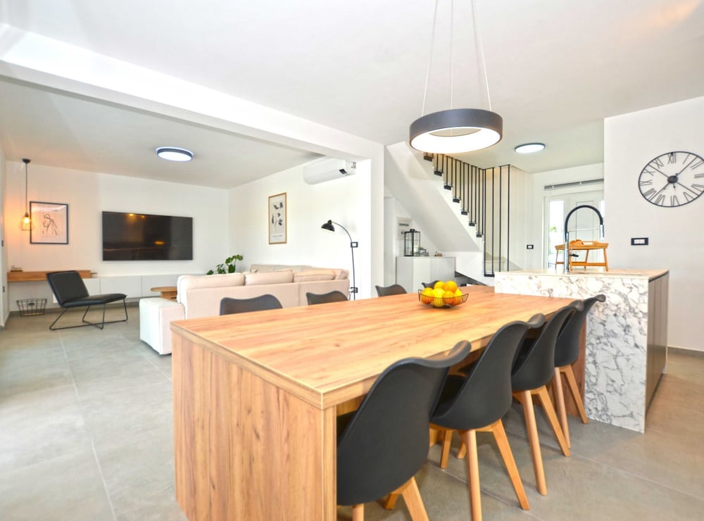 Refined and Inviting Villa in Kanfanar