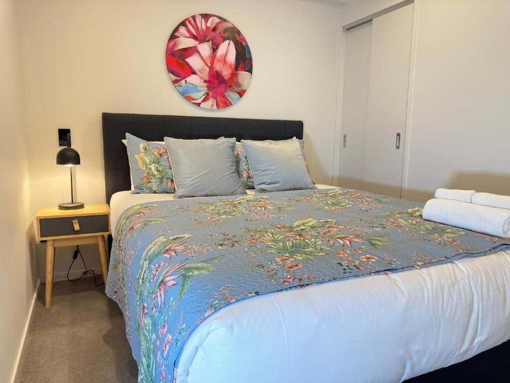 Sky Stars CBD Apartments