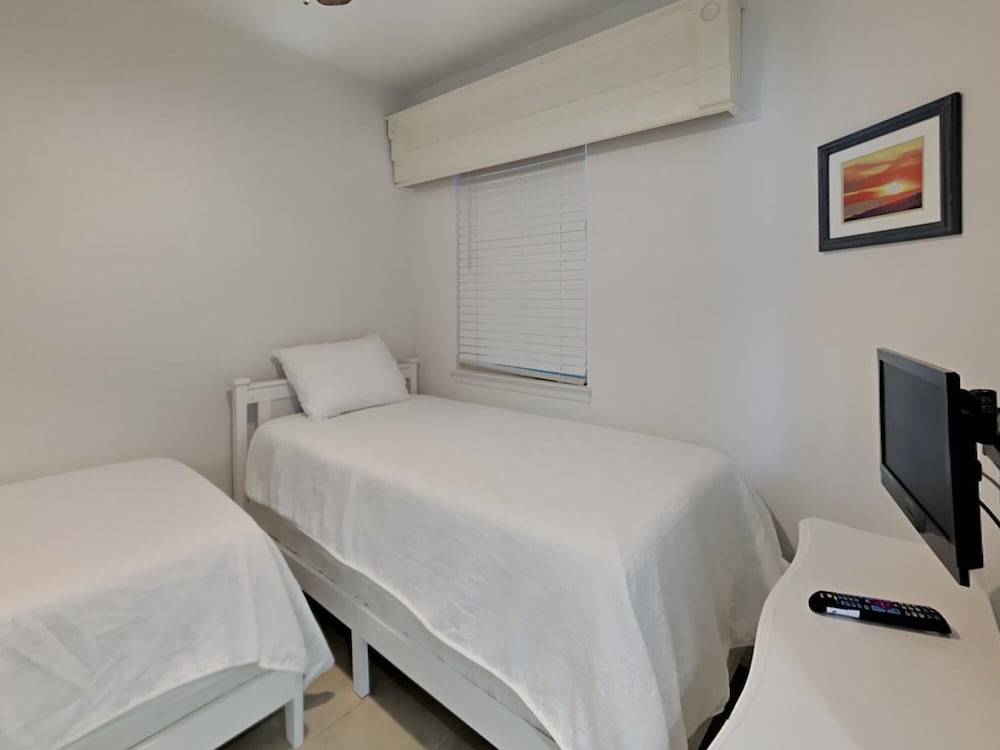 Silver Beach by Southern Vacation Rentals