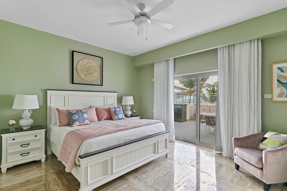Costa Atlantica Beach Condos