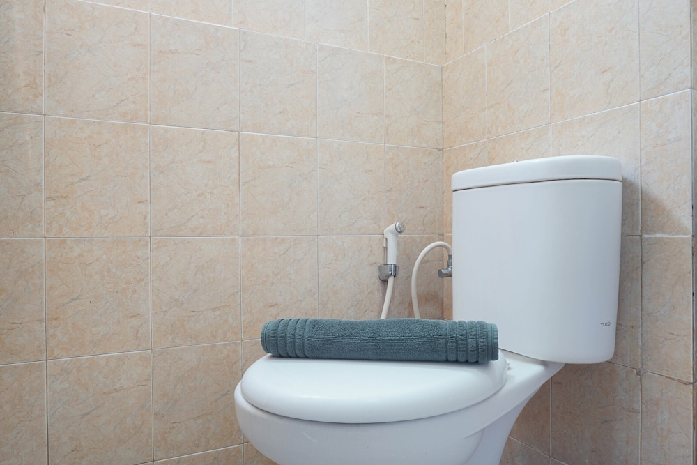 Comfortable Studio Room At Kebagusan City Apartment