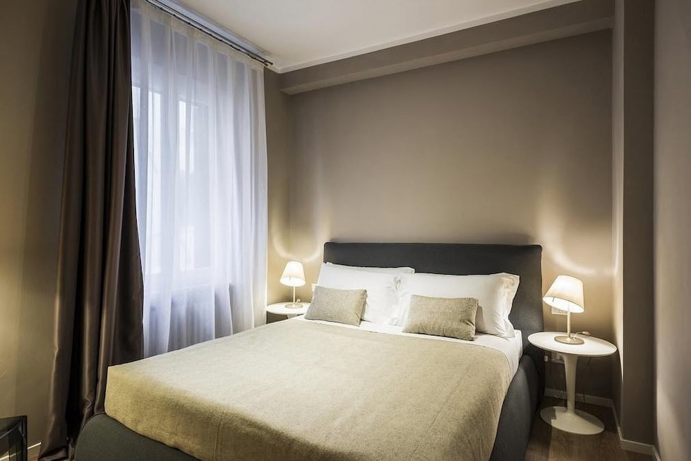 MYSWEETPLACE - Rialto Apartments