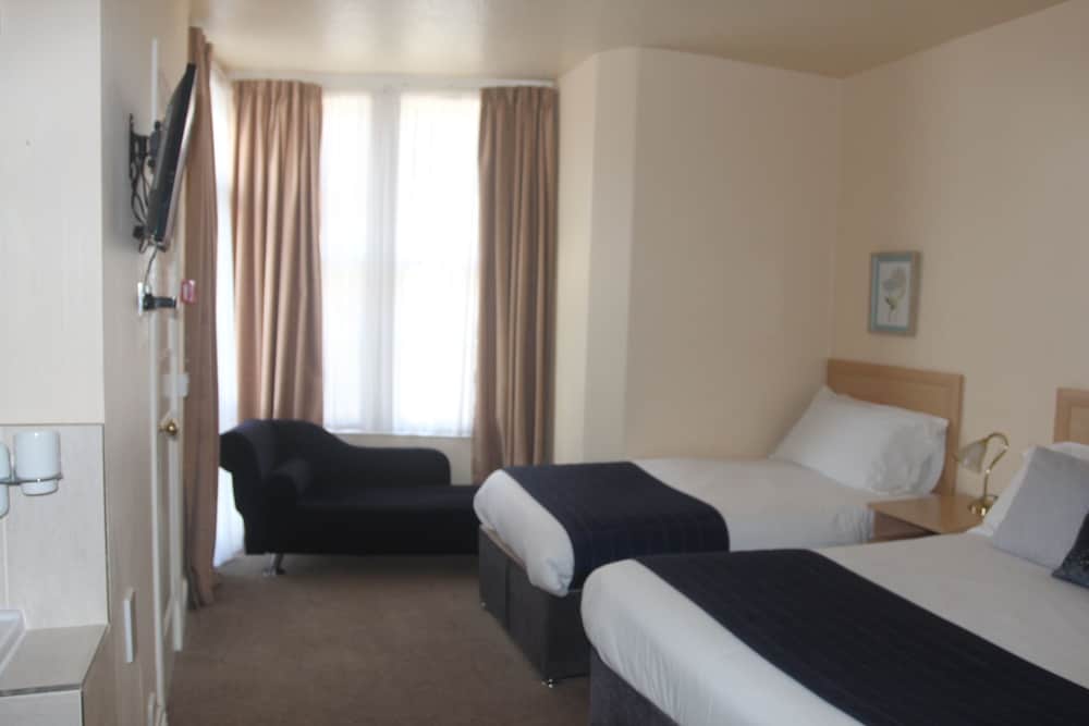 Bryn-Y-Mor Hotel