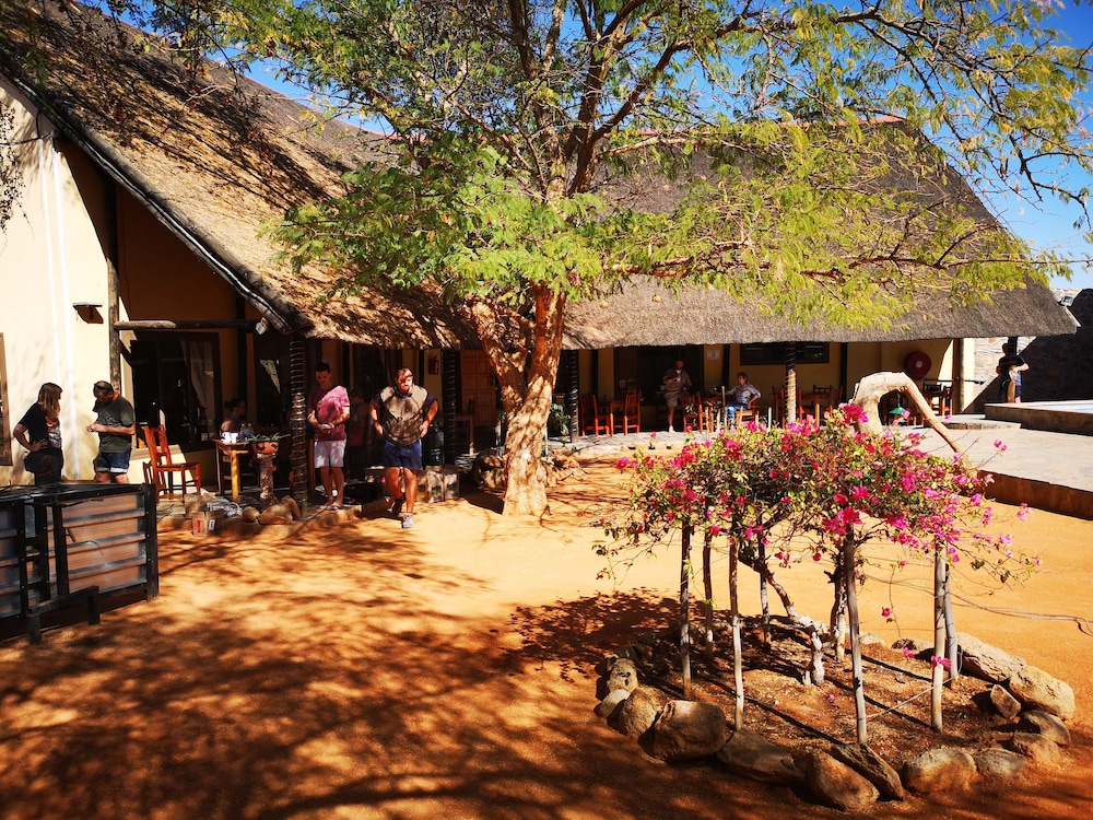 Oppi-Koppi Restcamp
