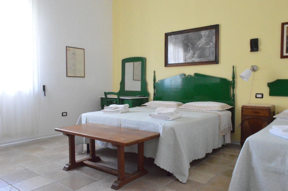 Alma Mater B&B