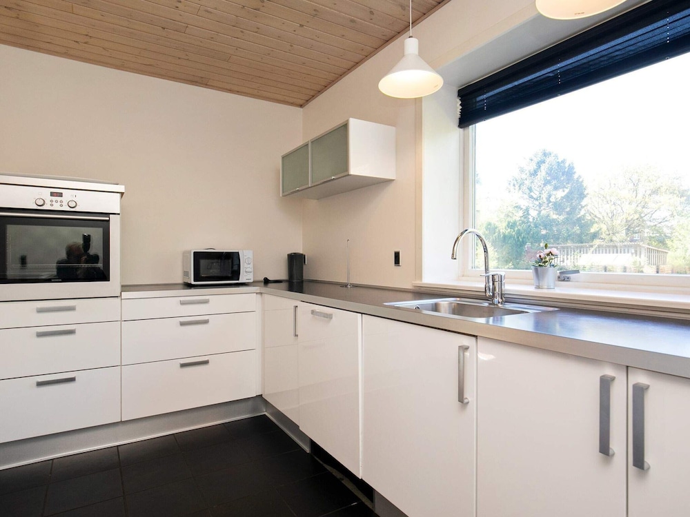 4 Person Holiday Home in Oksbol view 3