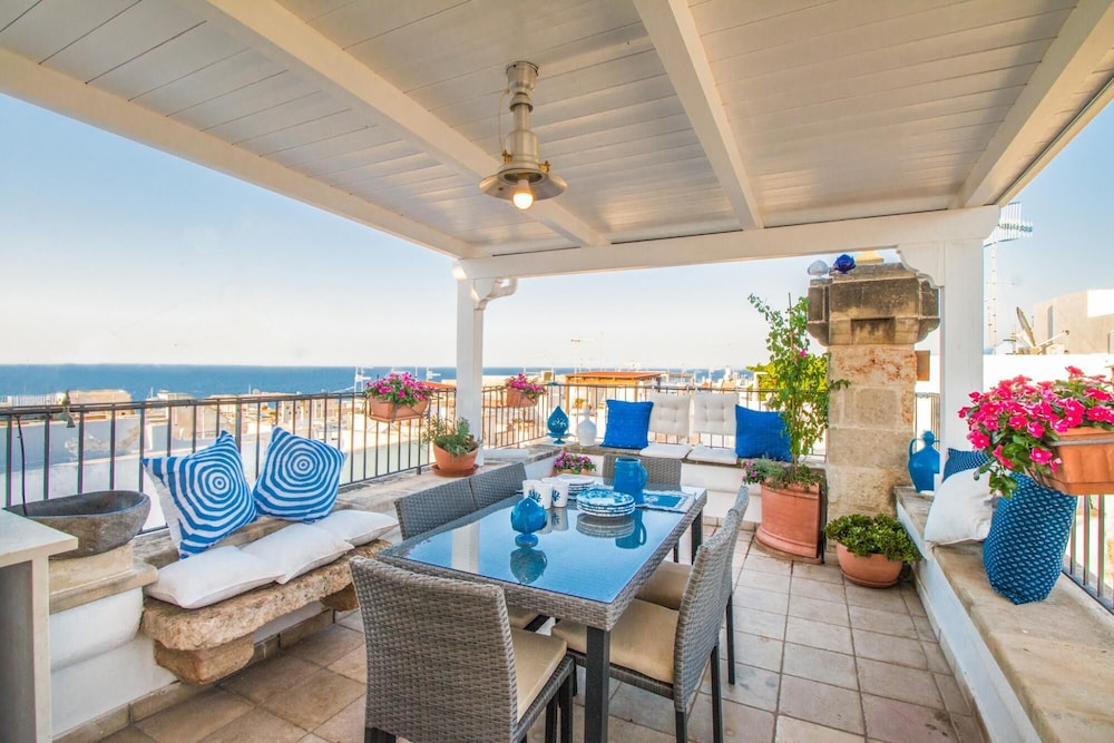 TD Casa Reina in the Historic Center With Terrace photo 1
