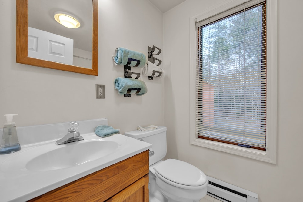 Little Cloud 10m Retreat With Adirondack Charm 1 Bedroom Townhouse by The Summit at Gore Mountain