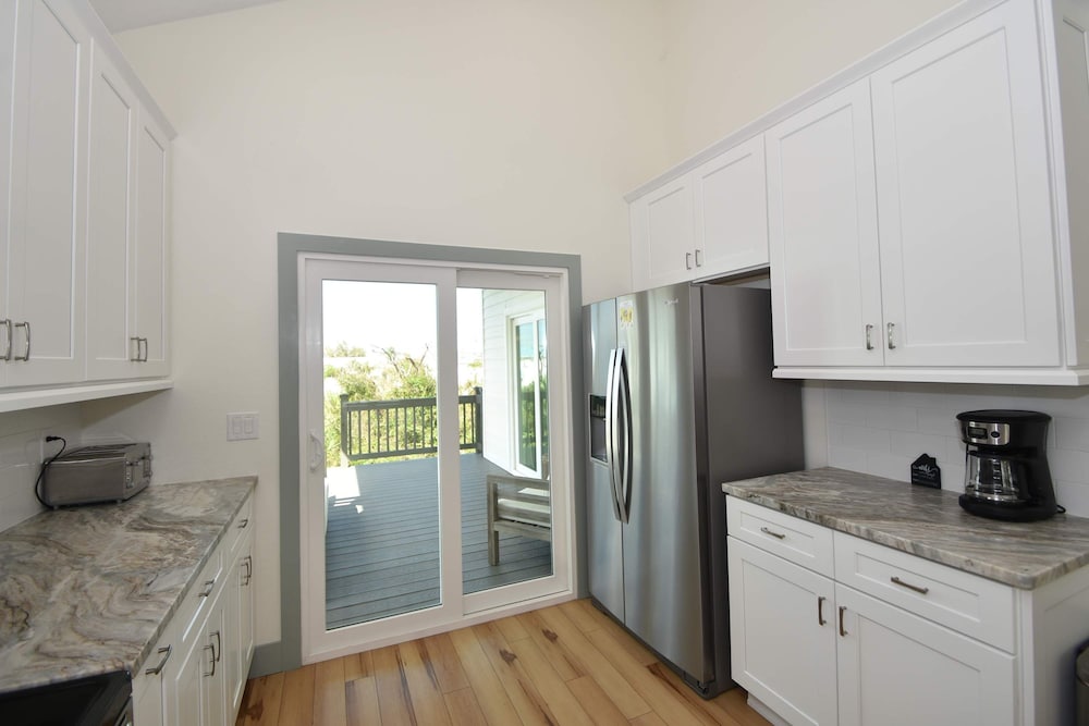 Casa Blanca 3 2 New Beach Home With Heated Pool