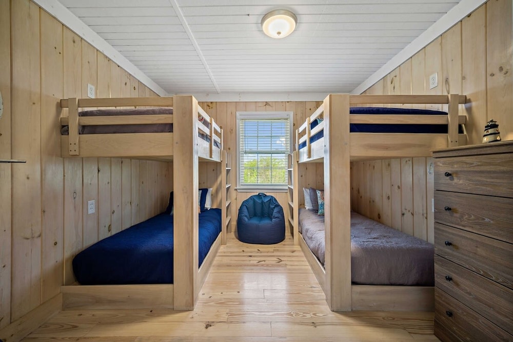 Don t Worry Beach House 3 2 2 Blocks to Beach