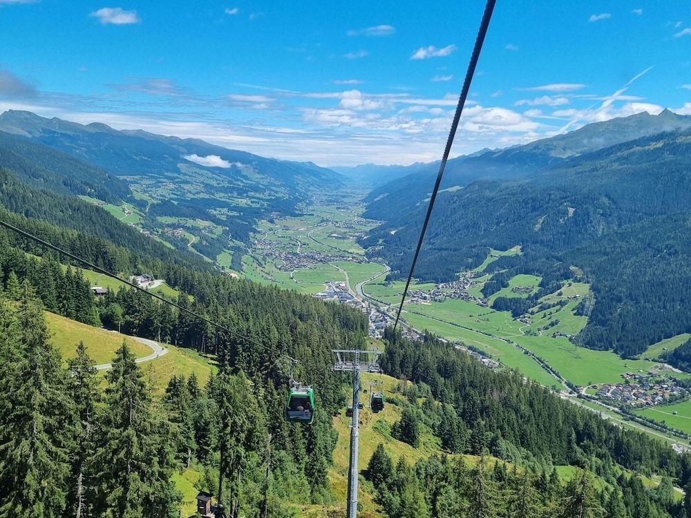 Chalet Salzach Near Ski Lift & Spa
