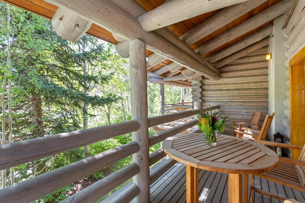 Pine Inn at Trail's End Lodge - Three Bedroom Residence with Spa #1 3 Condo