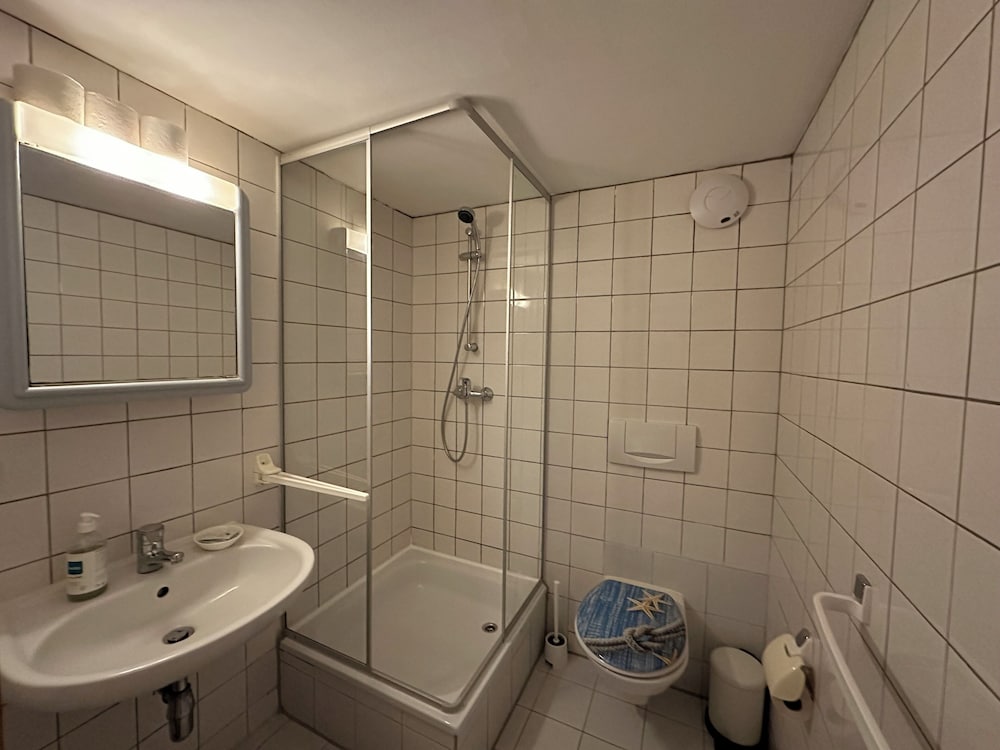 Amara-Gasthaus-Festsaal-Pension