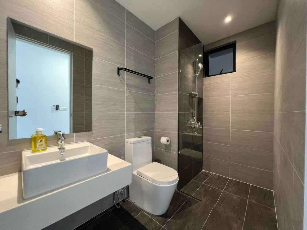 Trion Residence by Emily in Town