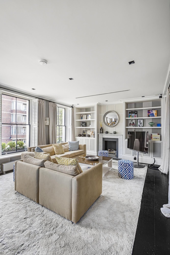 Luxurious Apartment - Denyer Street