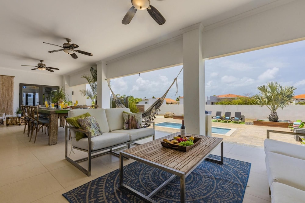Villa Sophie Privatepool 5 Minutes From the Beach