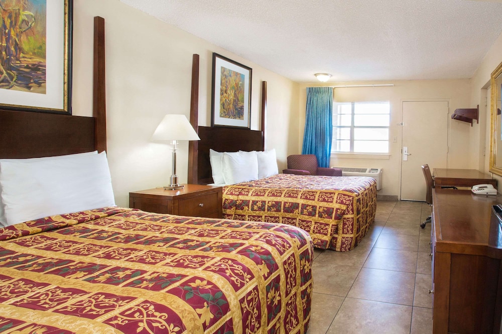 Knights Inn Orlando