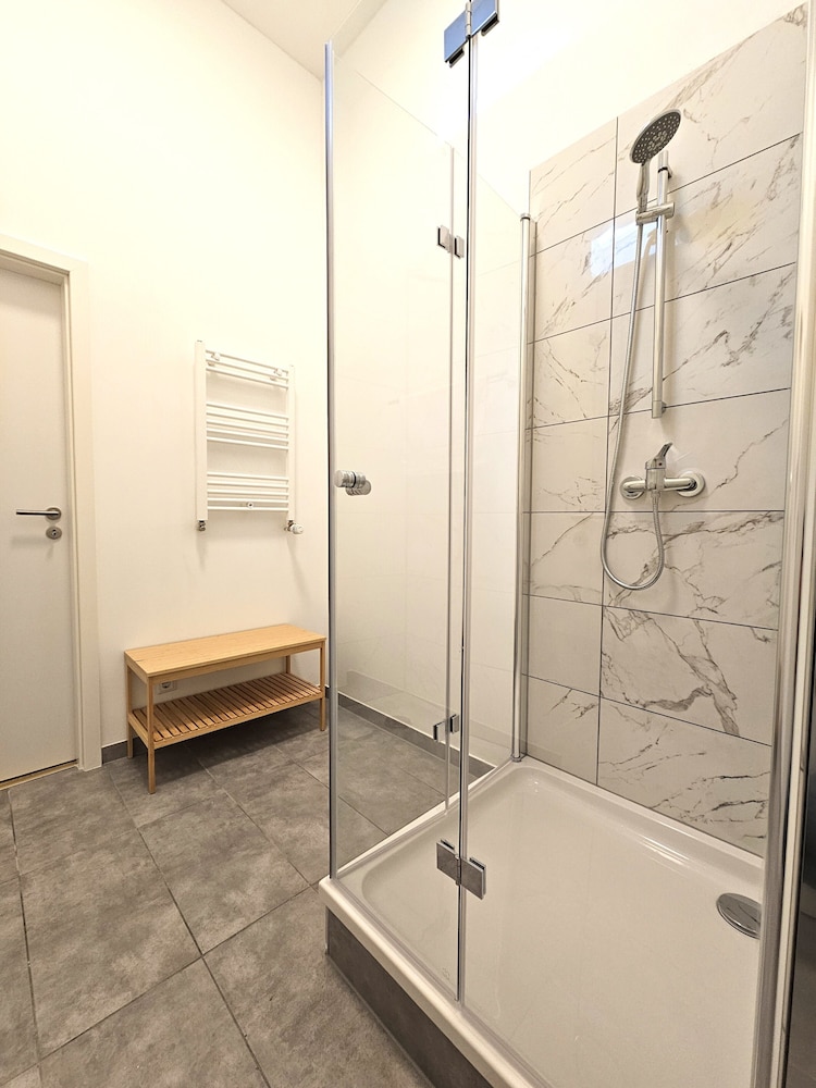 Airport Messe Apartments