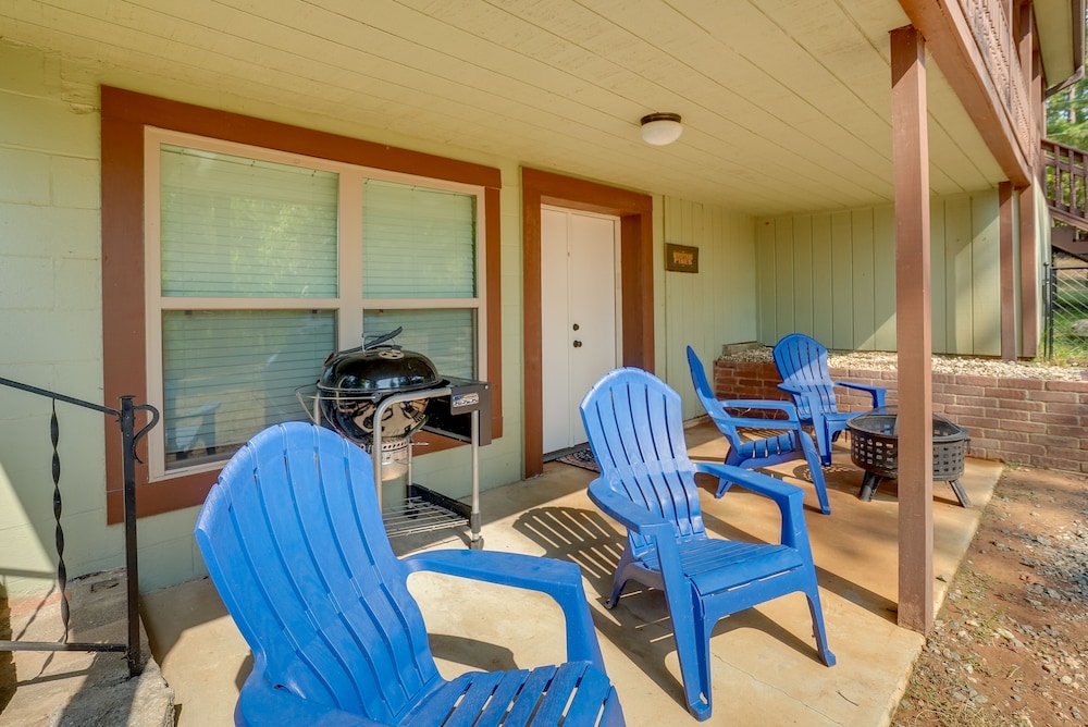 Cozy East Texas Retreat Near Lake O the Pines! - Property Image 8