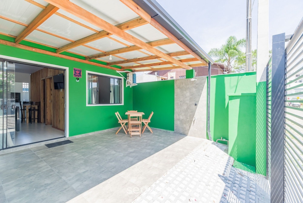 RUC - Houses 270m From Canto Grande Beach