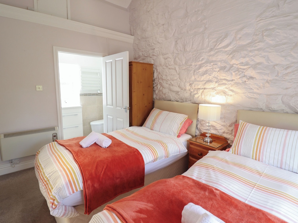 Ty Llaeth Cottage