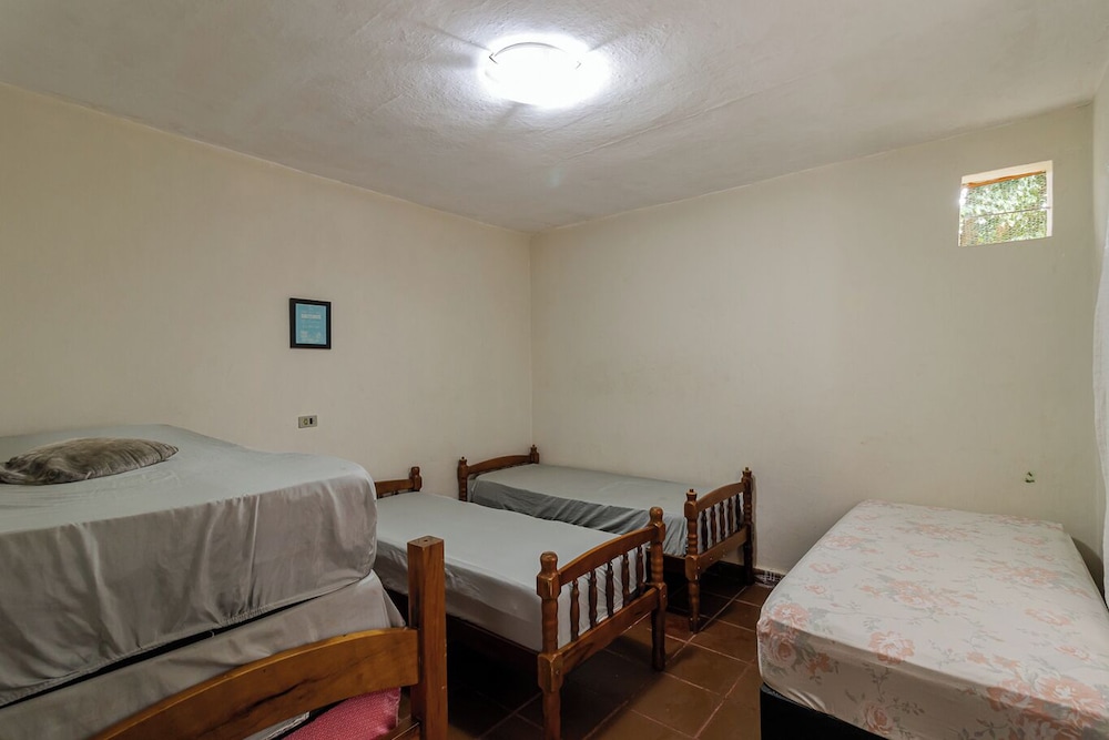 Ch Cara c Wifi Churrasq Pisc Lazer pet Friendly