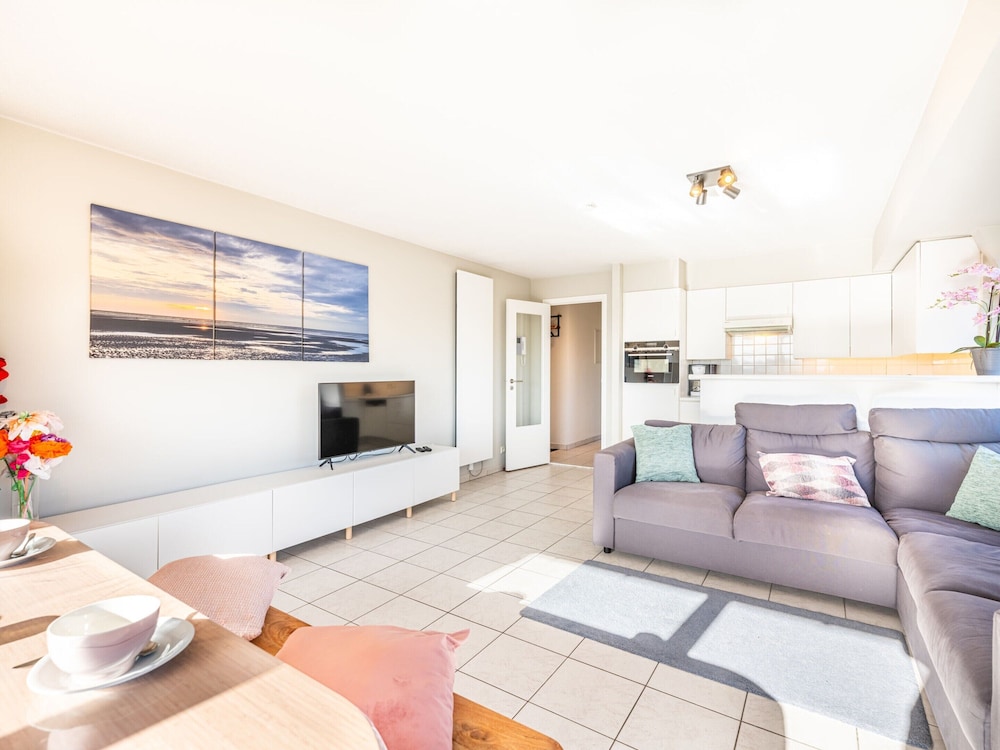 Apartment in Oostduinkerke Near the Beach
