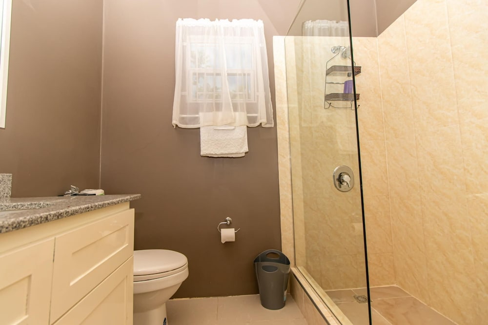 Serenity Retreat Villa Drax Hall