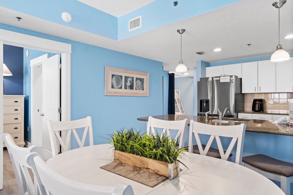 Grand Panama Beach Resort by Panhandle Getaways