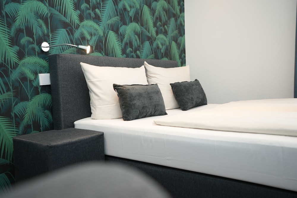 Frankfurt Vacations - Hotel Attache - Property Image 47