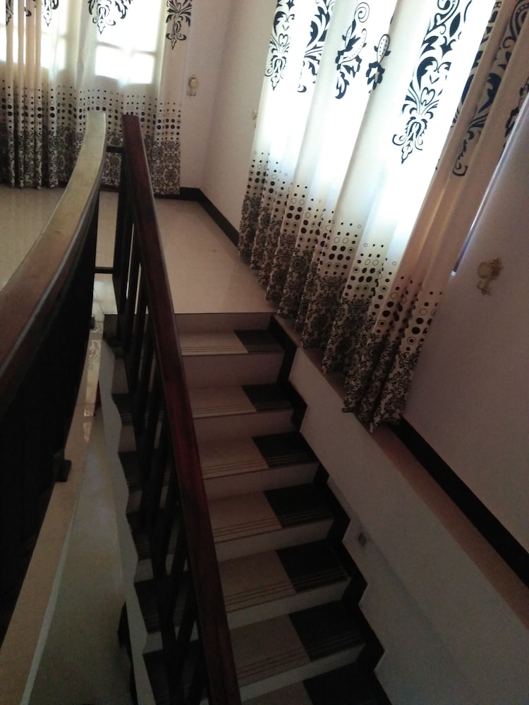 Vihara Safari Homestay