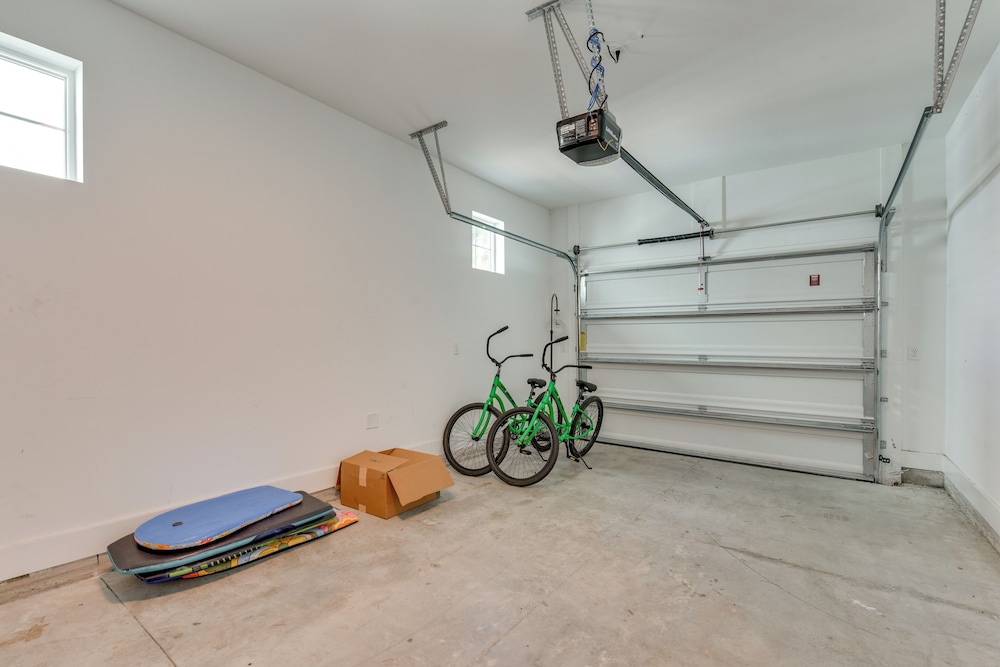 Walk to Pier: Modern PCB Getaway w/ Private Pool!