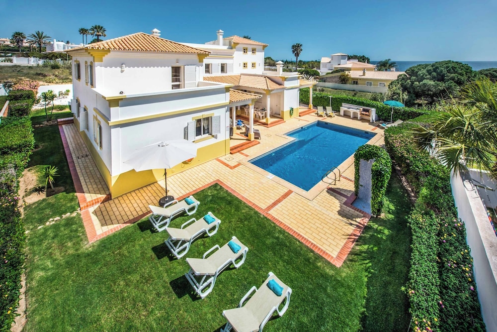 Villa Candeias