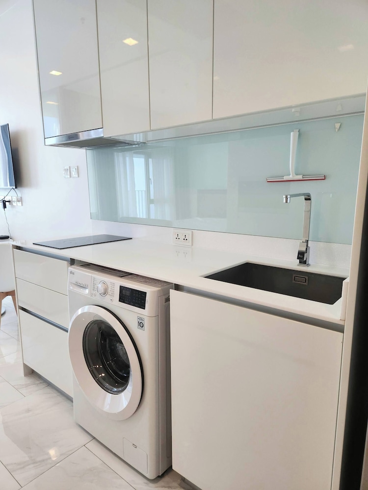 Prime 1BR in Sukhumvit 11 Central#stylish#modern