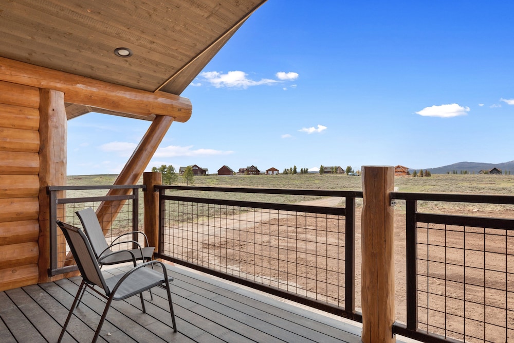 Stone Skipper Lodge