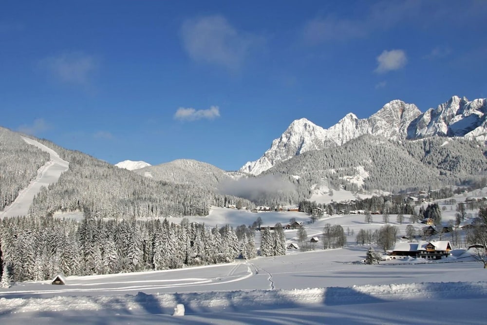 Double Room in Saalfelden by the Steinernes Meer