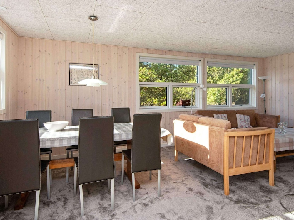 6 Person Holiday Home in Romo view 3
