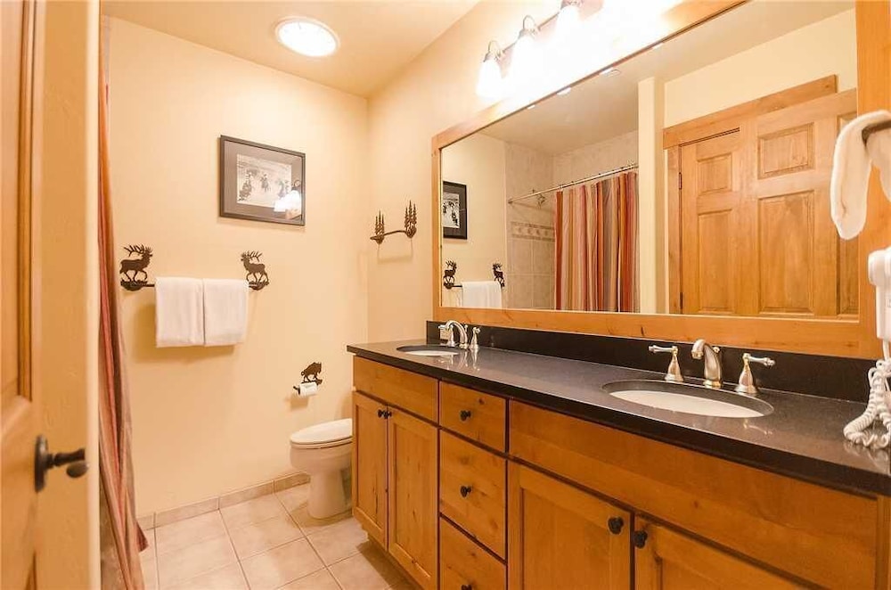 3308 Champagne Lodge, Trappeur's Crossing Apartment 3