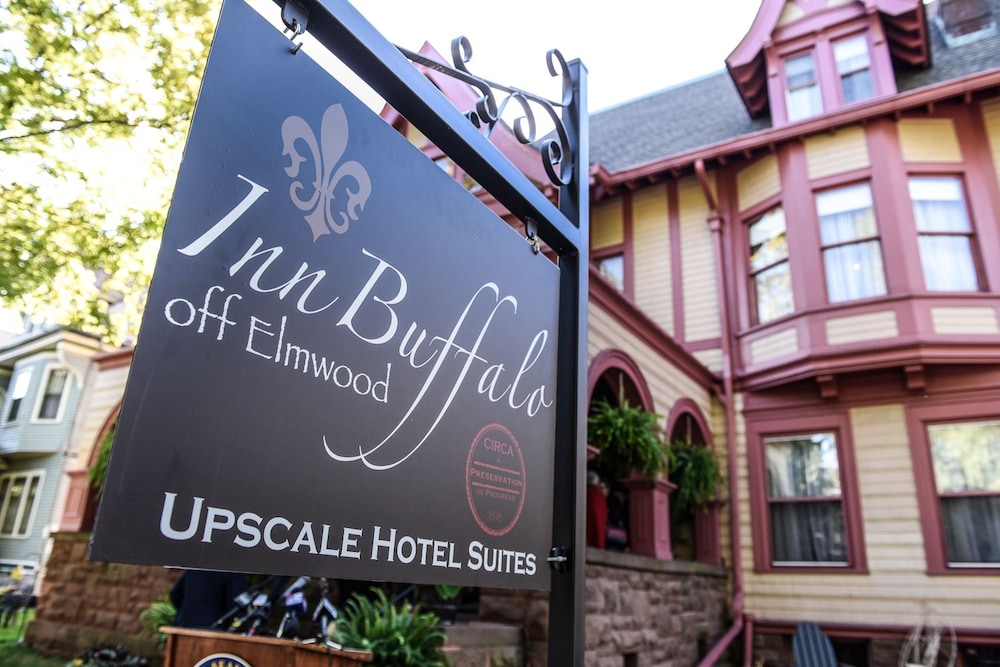 Buffalo Vacations - InnBuffalo off Elmwood - Property Image 9