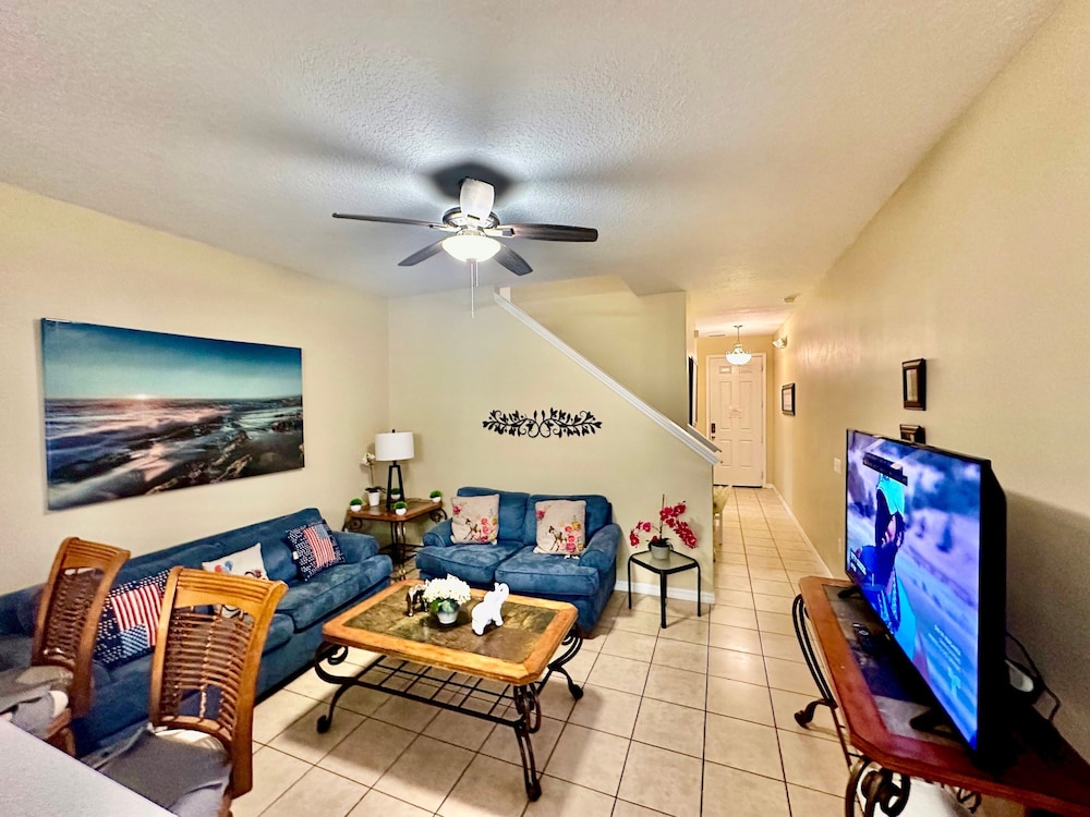 Luxury Compass 3BR Townhouse Near Disney Parks 2