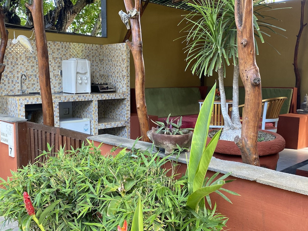 Villa Anjing 2