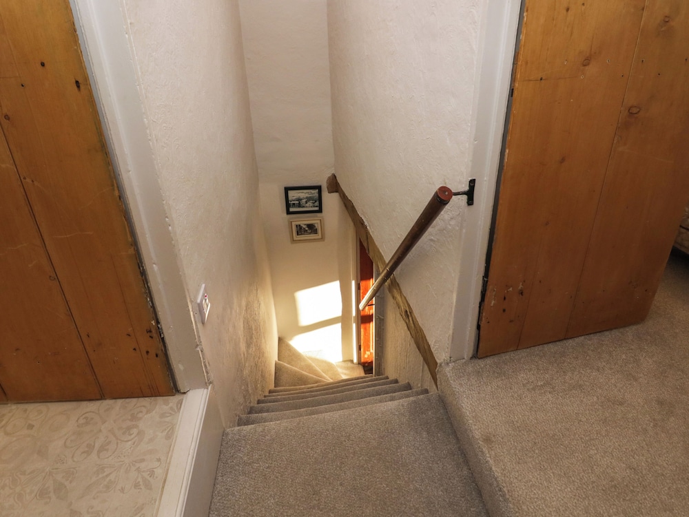 Photo 32