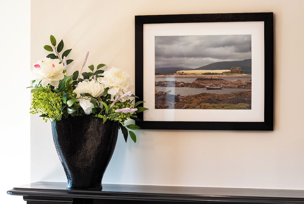 2 Bedroomed Home Just Steps From Kenmare Town view 3