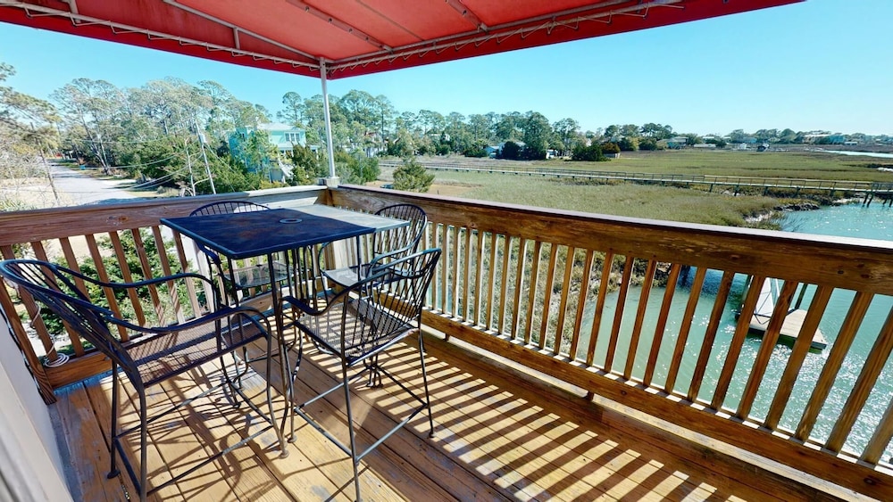 One Marsh Creek by Tybee Vacation Rentals