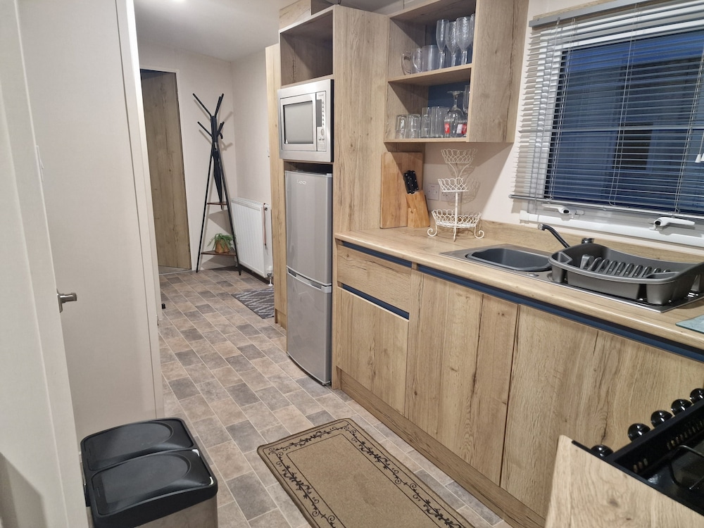 Remarkable 3-bed Lodge in Tattershall view 5