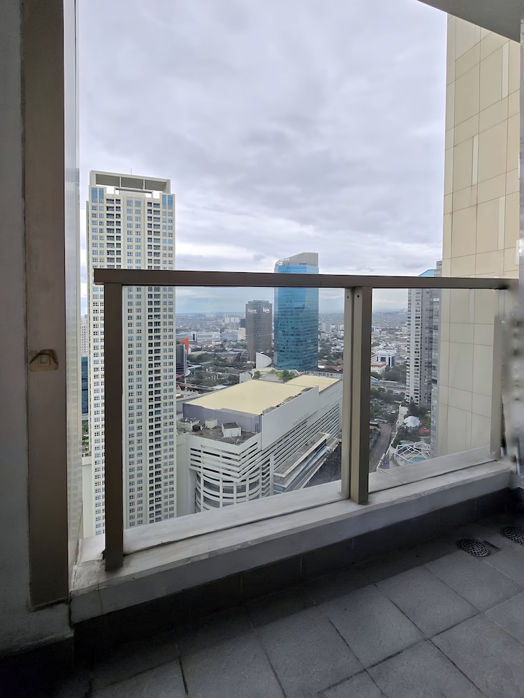 Staysanliving - Taman Anggrek Residence